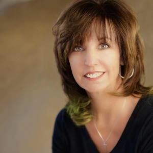 Meet your Posher, Laurie